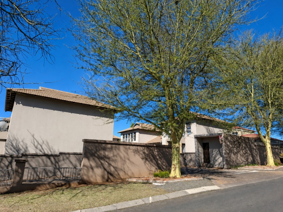 2 Bedroom Property for Sale in Woodland Hills Wildlife Estate Free State